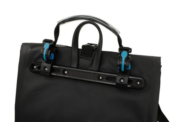 Waterproof Bike Single Pannier Bag - Image 6