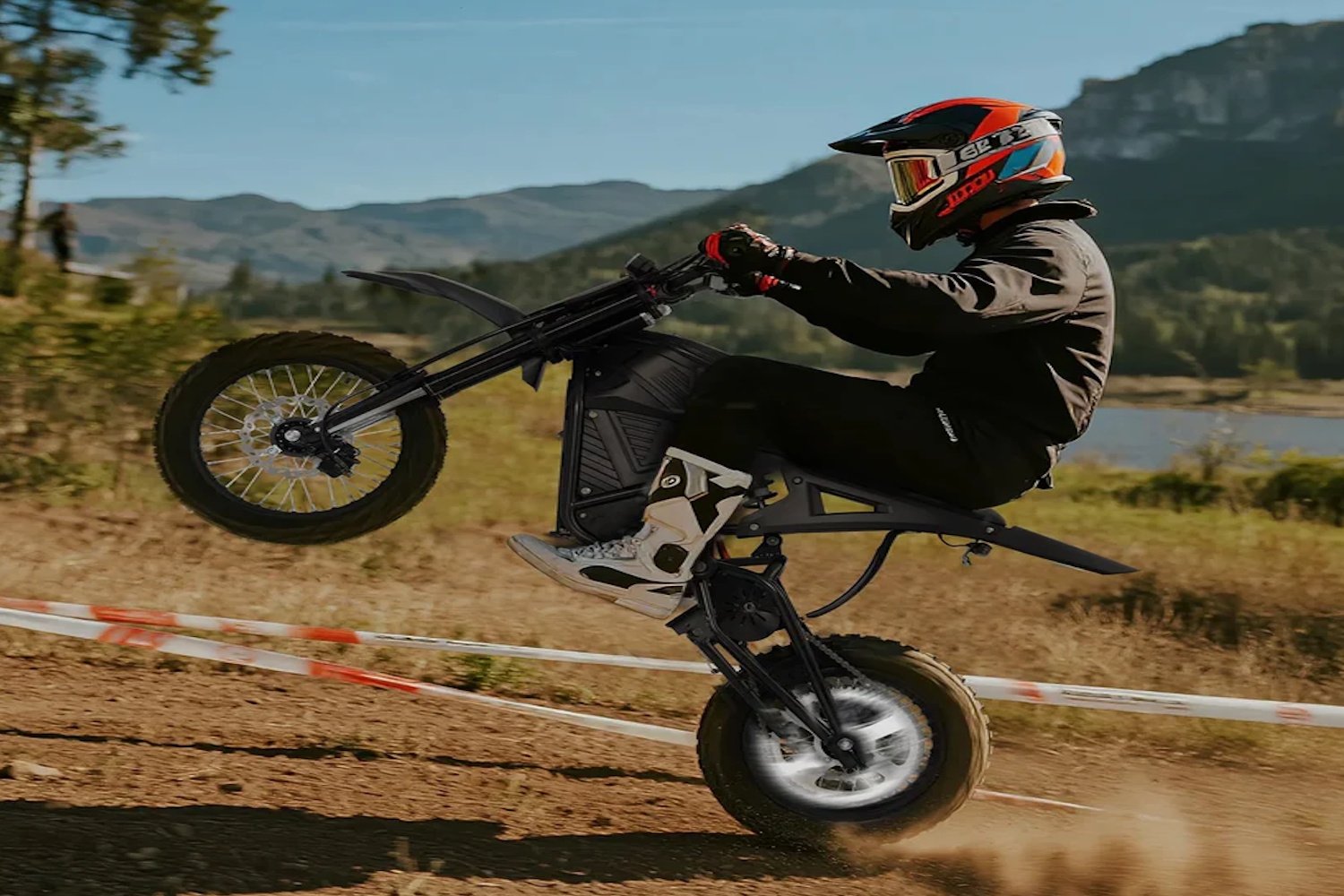 VC-H3 Dirt Bike | Mid Drive 3500W | Nitrogen Suspension | Hyd brakes | 60Km/Hr - Image 5